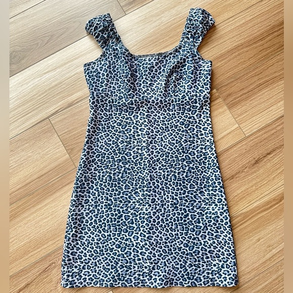 Vintage Dresses & Skirts - ✨90s Vintage Cheetah Print Mini Short Sleeve Dress✨